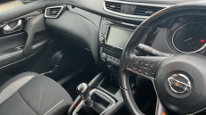 Nissan Qashqai 1.3 DiG-T Acenta Premium 5dr Petrol Hatchback